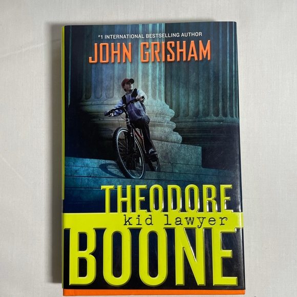 Books - Picture 12 of 15